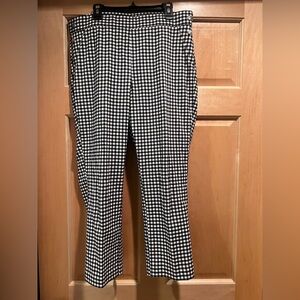 Rafaella Retro Black and White Gingham/Checkered Capri Woman’s Size 12